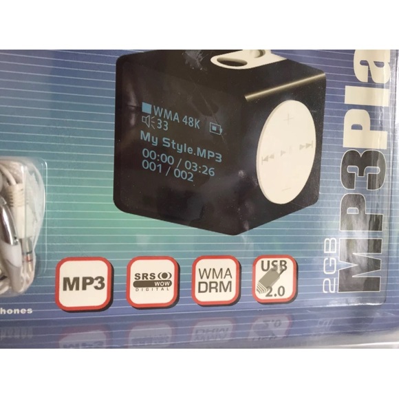 New Vintage CUBE MP3 PLAYER, DIGI-BLOCK, 2GB MUSIC STORAGE SEALED PACKAGE - Picture 4 of 10